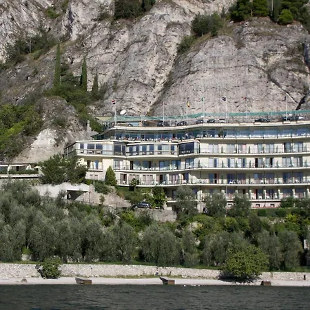 Astor 4* Limone sul Garda