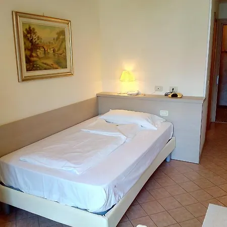 Astor Hotel 4*