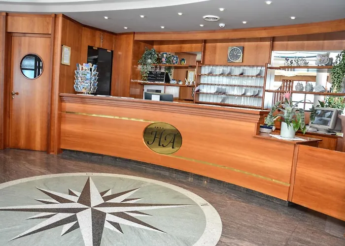 מלון Astor לימונה סול גרדה