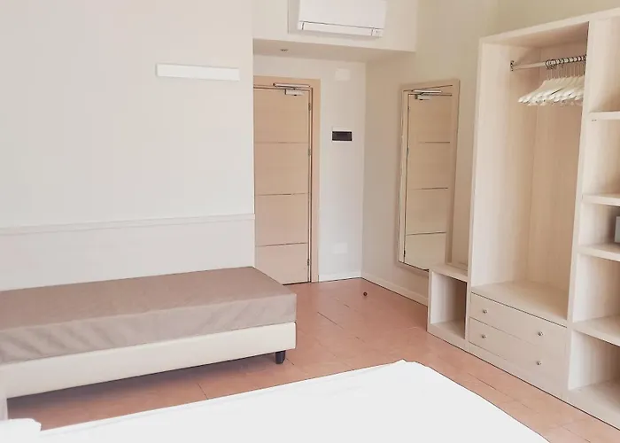 Astor מלון לימונה סול גרדה