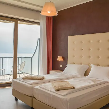 Astor Hotel