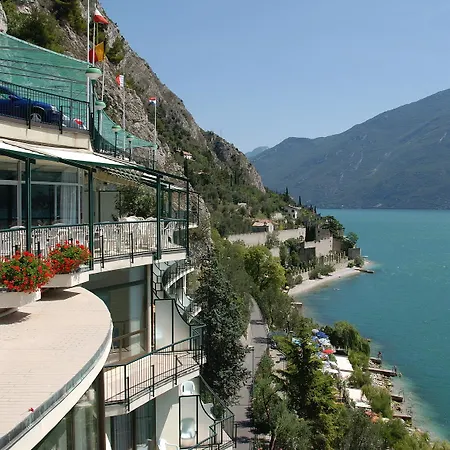 Hotel Astor Limone sul Garda